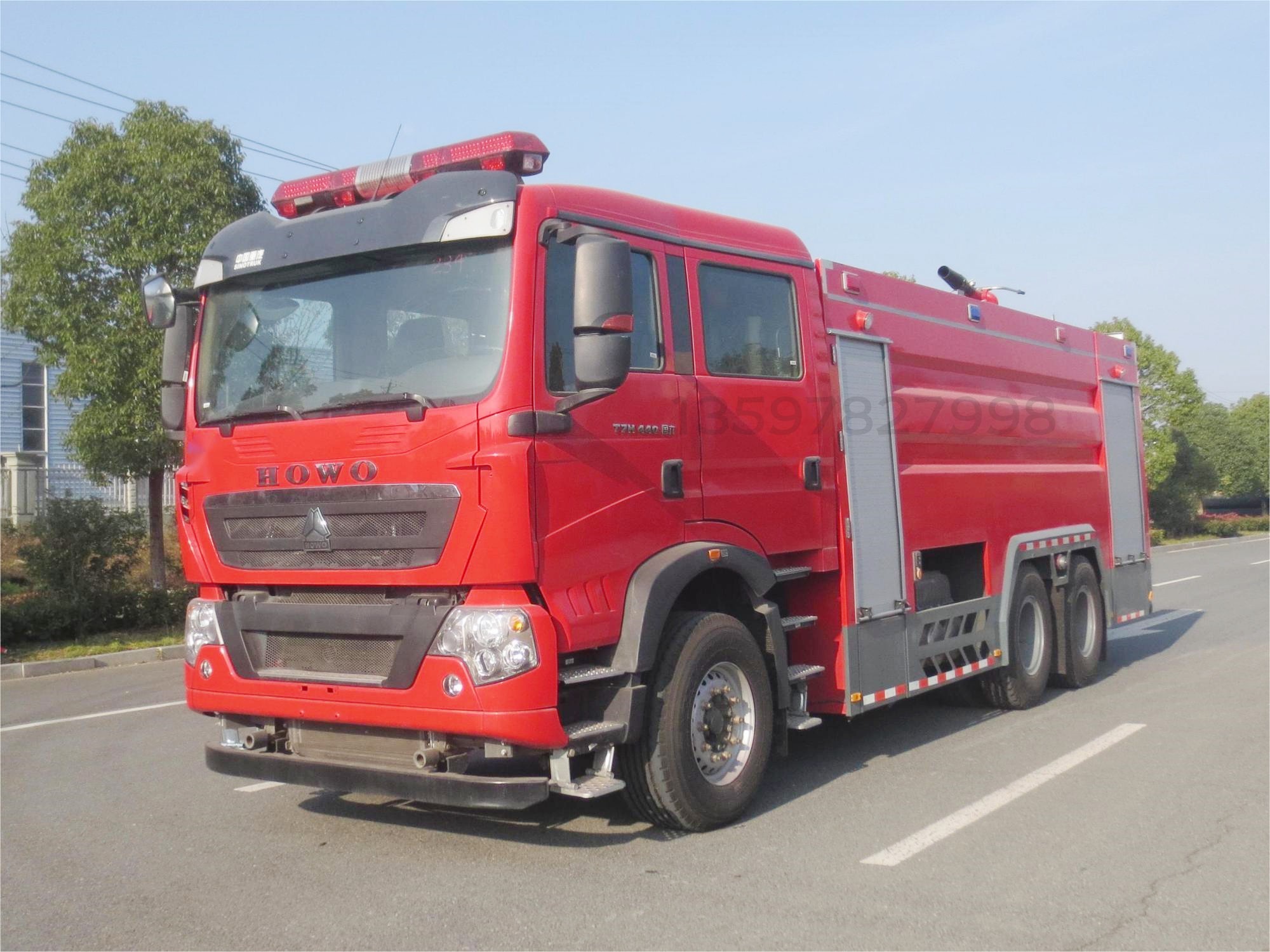 豪沃16噸水罐消防車(chē)