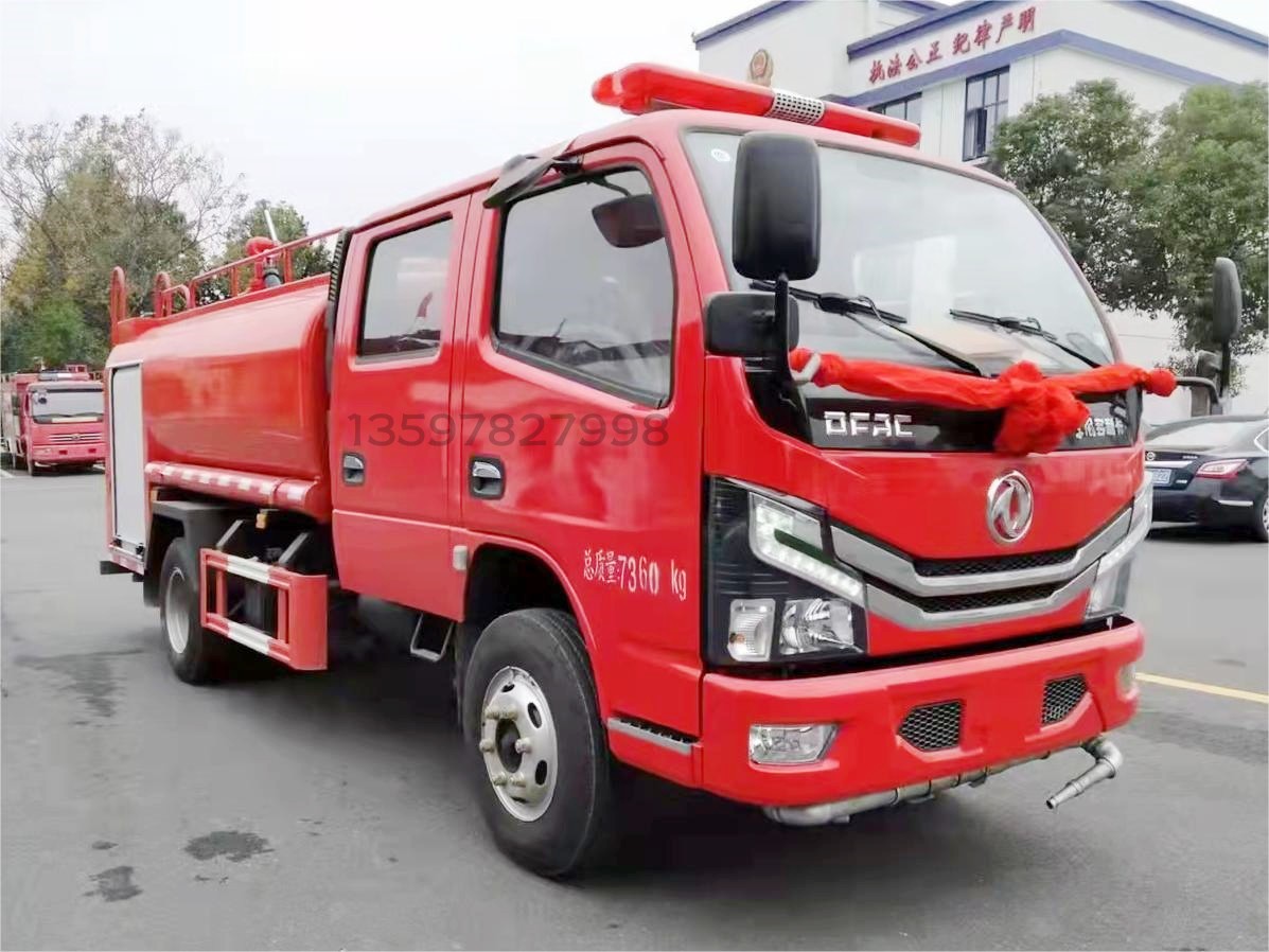 東風(fēng)雙排3.5噸消防灑水車(chē)