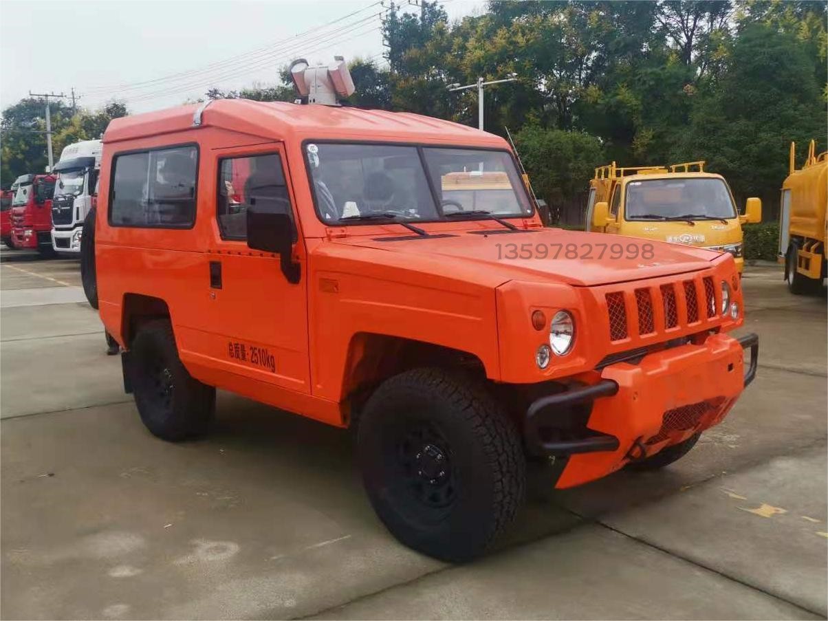 勇士森林防火指揮車(chē)